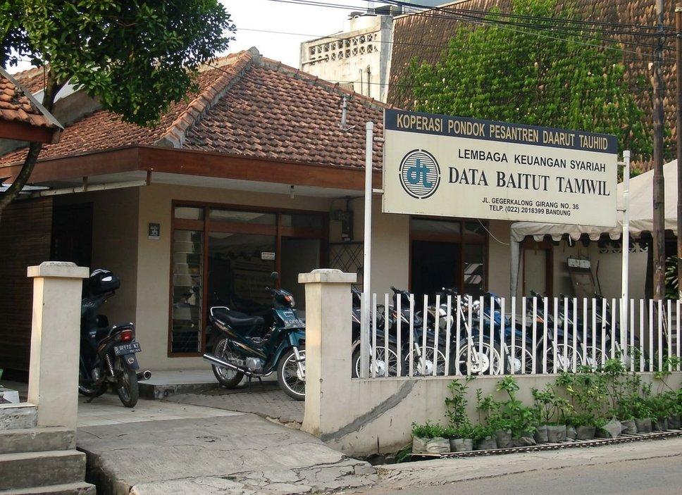Sejarah BMT Daarut Tauhiid 1
